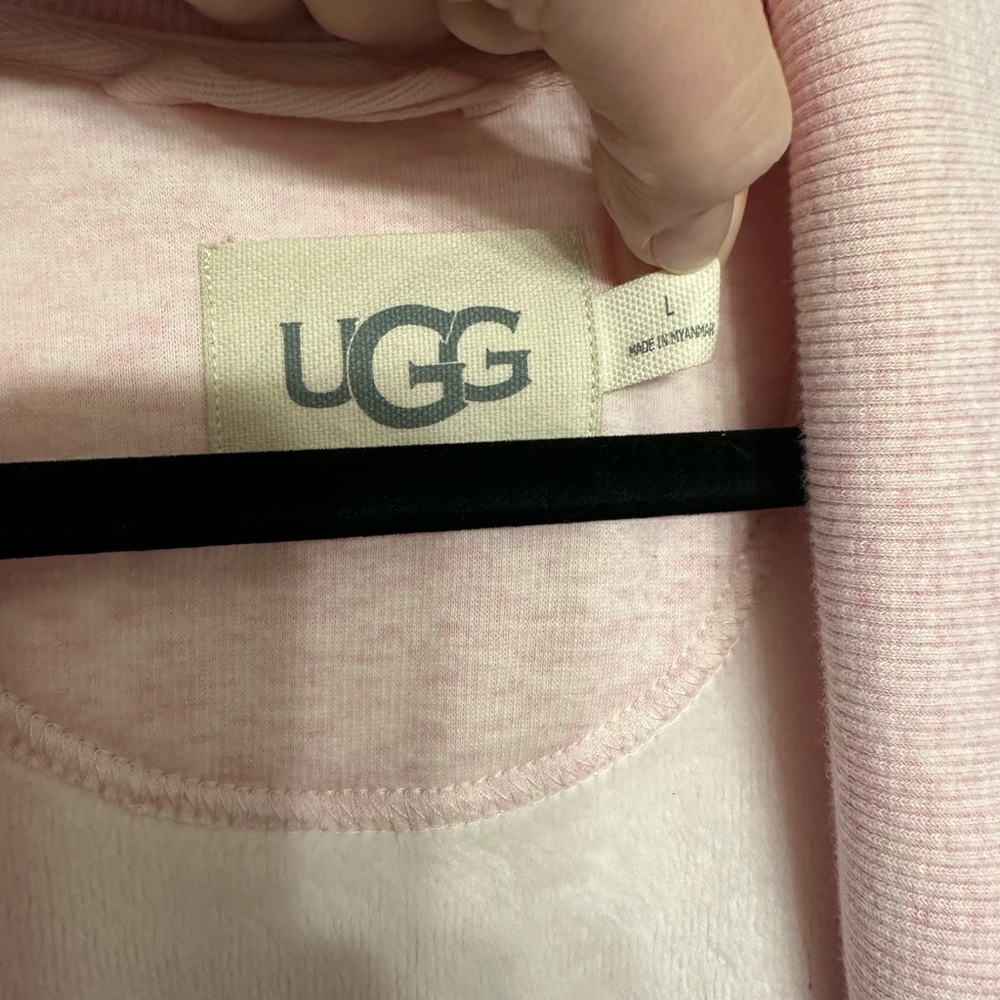 Ugg Robe - image 4